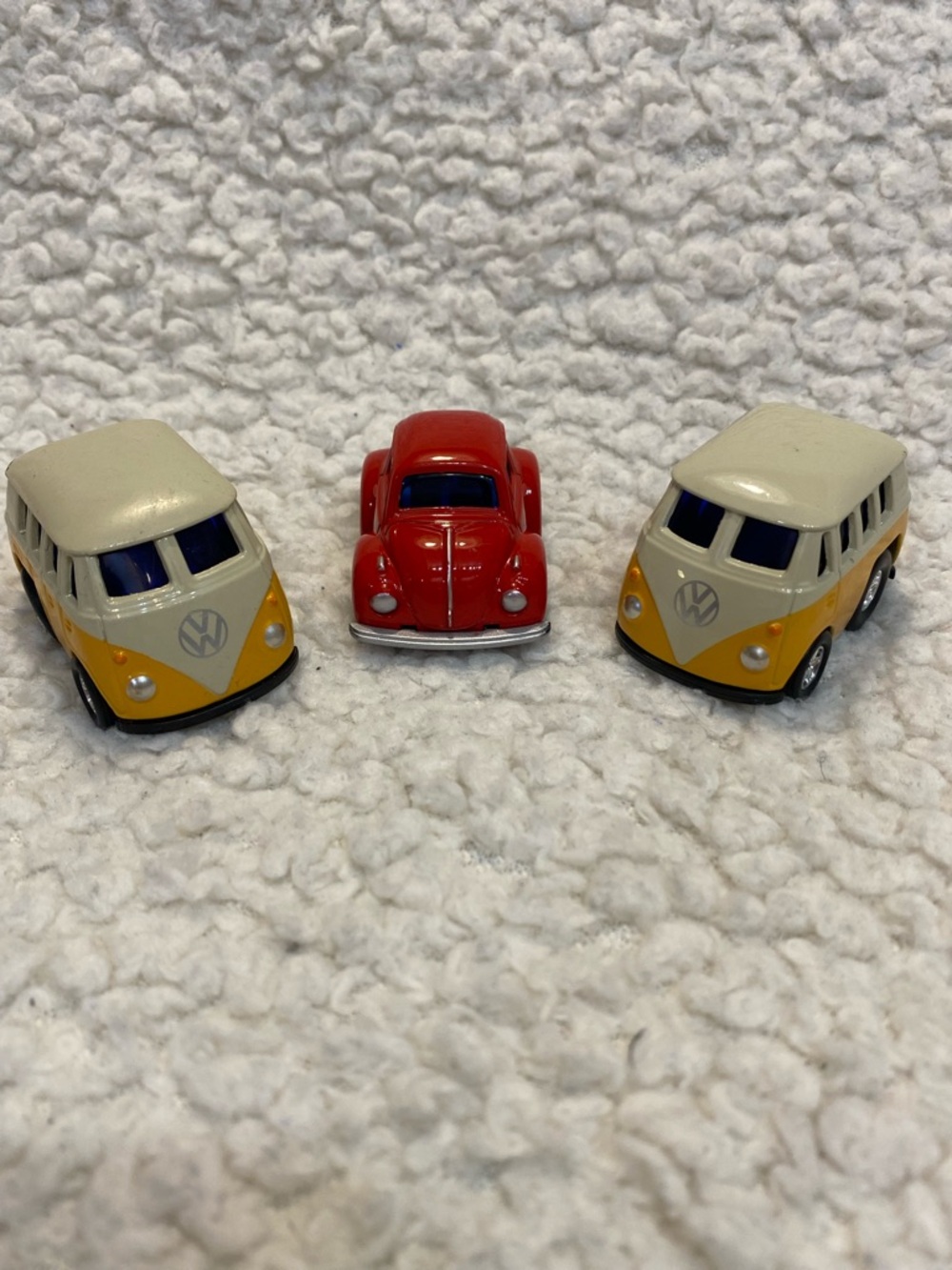 Lot Of 3 Welly Volkswagen Mini Diecast Cars Incl. T1 Bus 92715 & Beetle 92716